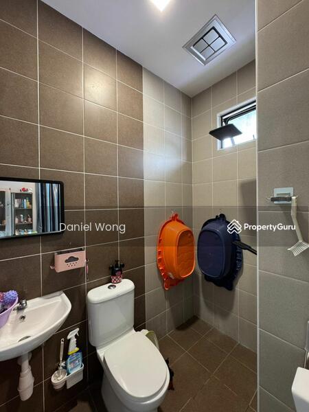 For Sale - Austin Duta