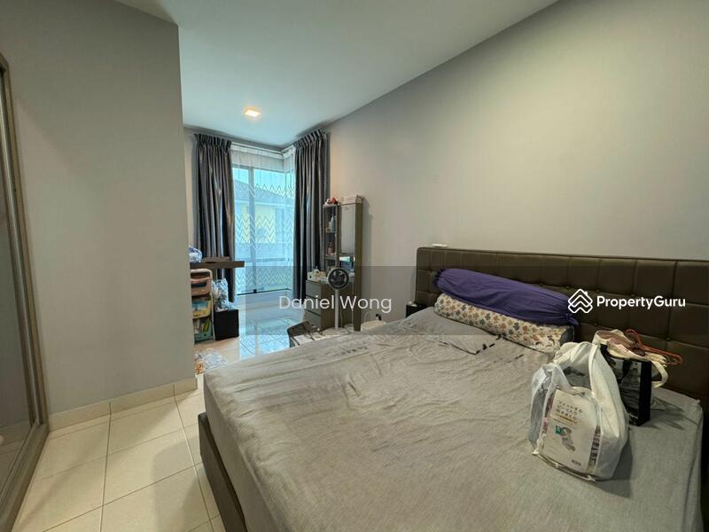 For Sale - Austin Duta