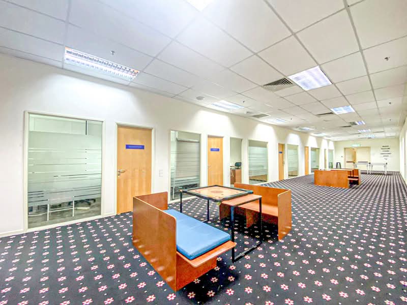 Pejabat untuk Dijual di Cyber 4 (Cyberjaya) - Jen Lau - Corridor - PropertyGuru.com.my
