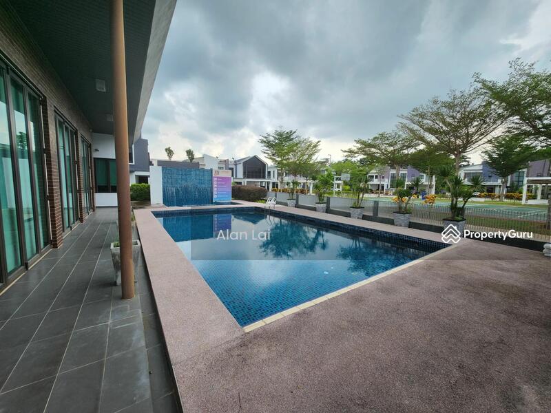 For Sale - Bungalow at Perdana Lakeview East