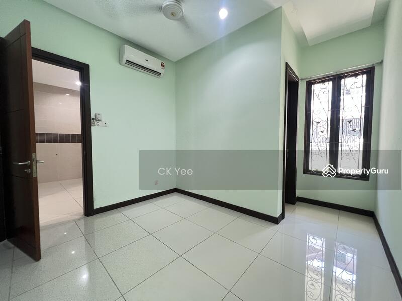 For Sale - Qaseh , BK8 Bandar Kinrara