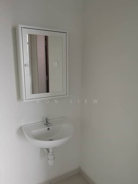 Servis Apartment untuk Disewa di City of Green - Ron Liew - Bathroom - PropertyGuru.com.my