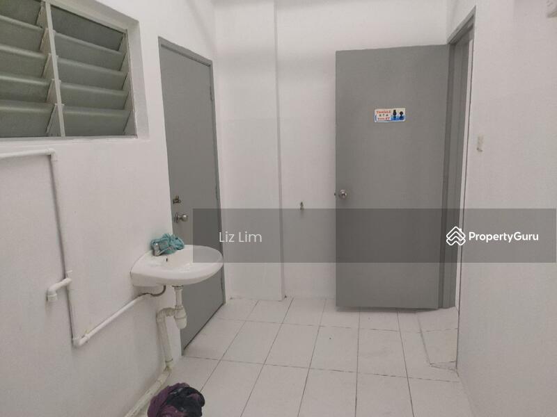 For Sale - Bayan Lepas 3 Stories Commercial Lot For Sales