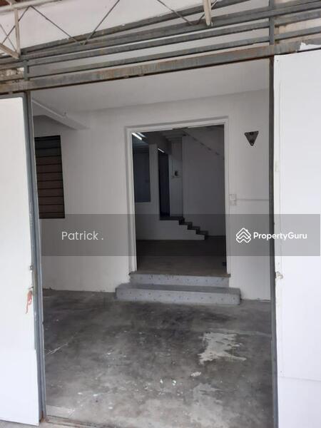 Untuk Disewa - 2 Storey Semi-D【Main Road】 Jalan Udini Bukit Dumbar Jelutong 3880sf