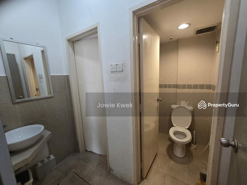 For Rent - South City Plaza