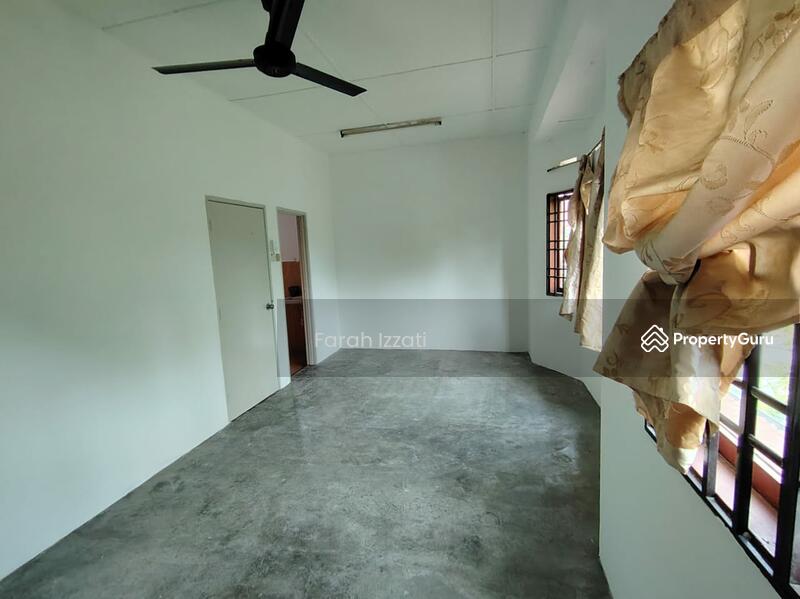 Untuk Disewa - Telok Panglima Garang