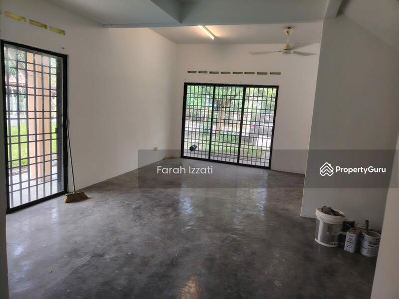Untuk Disewa - Telok Panglima Garang