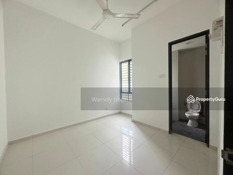 Untuk Dijual - 2-storey Terrace House at Kajang East