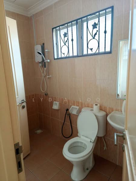 2-storey Terraced House for Sale in Putra Heights (Subang Jaya) - Lydia Loo - Bathroom - PropertyGuru.com.my