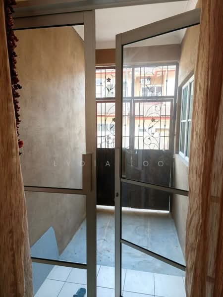2-storey Terraced House for Sale in Putra Heights (Subang Jaya) - Lydia Loo - Entrance - PropertyGuru.com.my