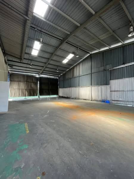 Detached Factory for Rent in Pandamaran (Klang) - Tony Cham - Interior - PropertyGuru.com.my