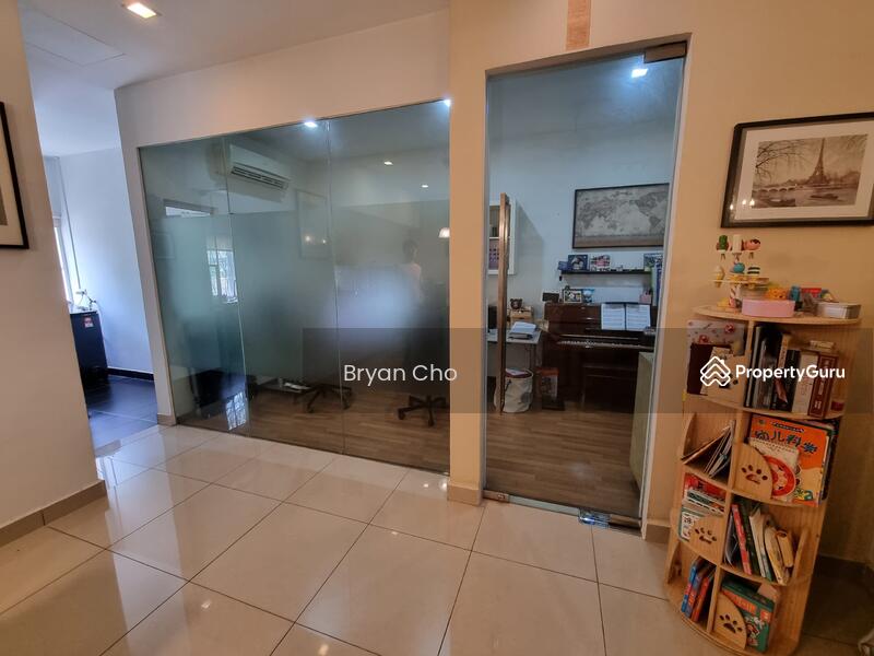 For Sale - [Fully reno | Below Market] Lake view homes 2 storey Taman Tasik prima Puchong