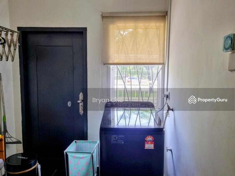 For Sale - [Fully reno | Below Market] Lake view homes 2 storey Taman Tasik prima Puchong