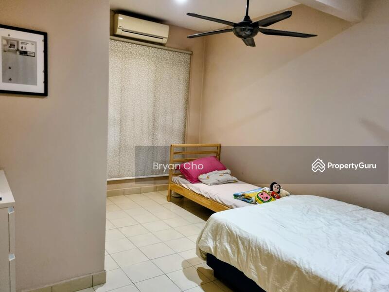 For Sale - [Fully reno | Below Market] Lake view homes 2 storey Taman Tasik prima Puchong