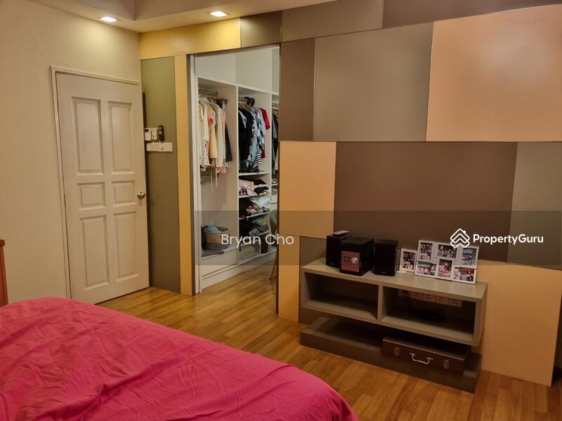 For Sale - [Fully reno | Below Market] Lake view homes 2 storey Taman Tasik prima Puchong