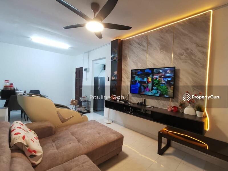 Untuk Dijual - Rumah Pangsa Akasia