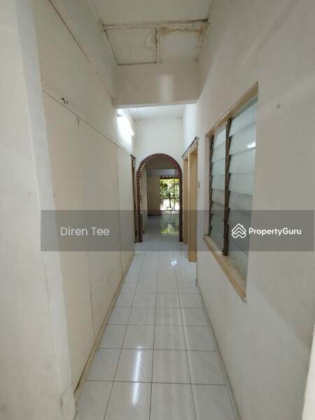 Untuk Disewa - Taman Bunga Raya