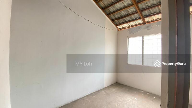 For Sale - Jalan Meranti Bandar Utama Pekan Batang Kali