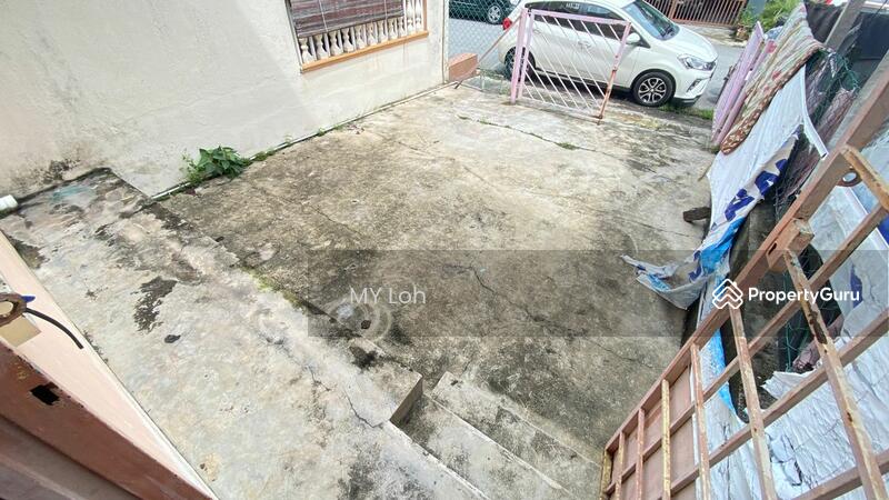 For Sale - Jalan Meranti Bandar Utama Pekan Batang Kali