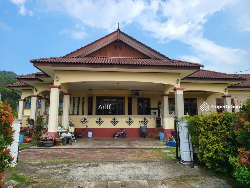 For Sale - Banglo Setingkat Taman Chendering Utama,Kuala Terengganu