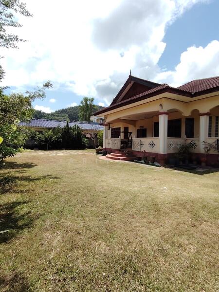 Untuk Dijual - Banglo Setingkat Taman Chendering Utama,Kuala Terengganu