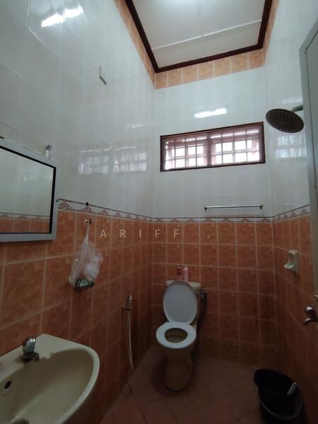 Untuk Dijual - Banglo Setingkat Taman Chendering Utama,Kuala Terengganu