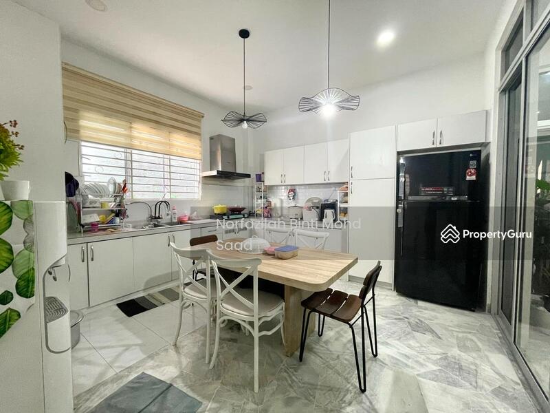 Untuk Dijual - AU2 keramat, Taman keramat