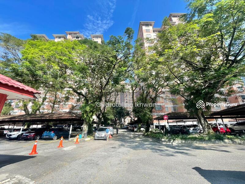 For Sale - Garden Park