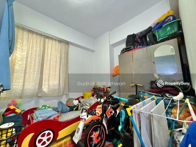 For Sale - Garden Park