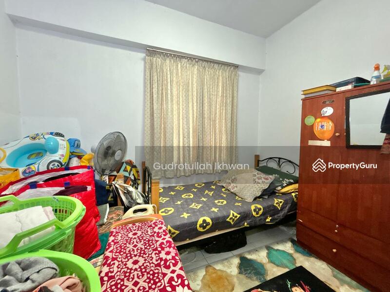 For Sale - Garden Park