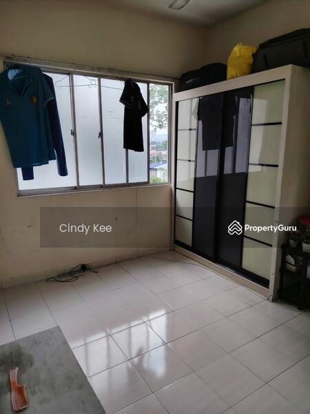Untuk Dijual - Lily & Rose
