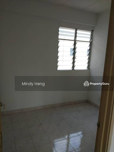 For Sale - Vista Seri Alam