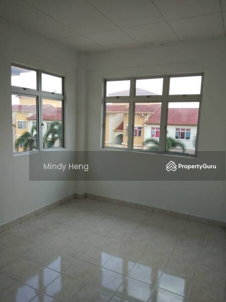 For Sale - Vista Seri Alam