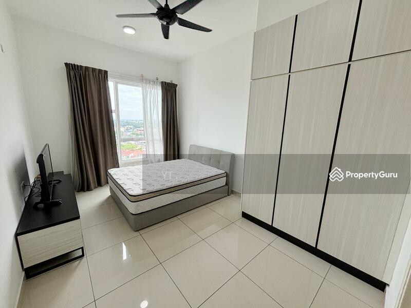 For Rent - Pinnacle Tower
