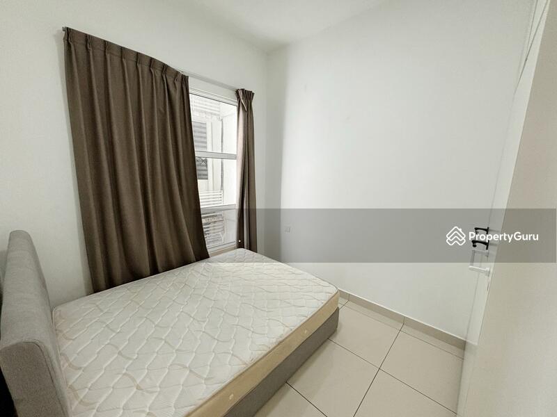 For Rent - Pinnacle Tower