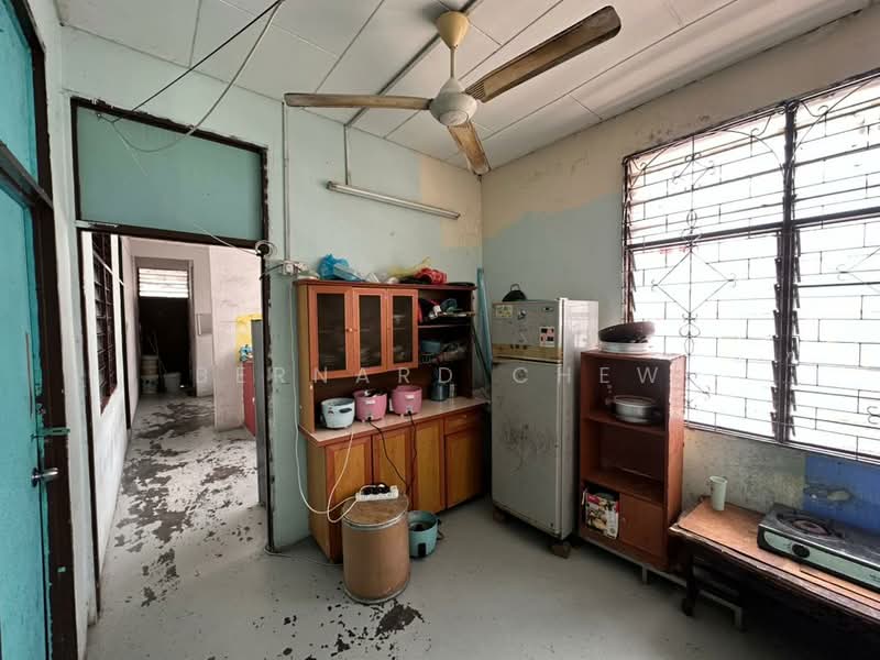 For Sale - Corner Terrace House at Batu Maung