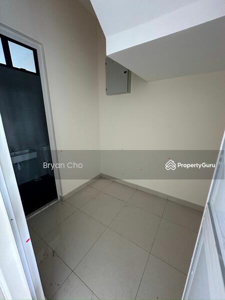 Untuk Dijual - [Below market | Facing Open] 2.5 Storey 20 x 75 Taman Nusaputra timur