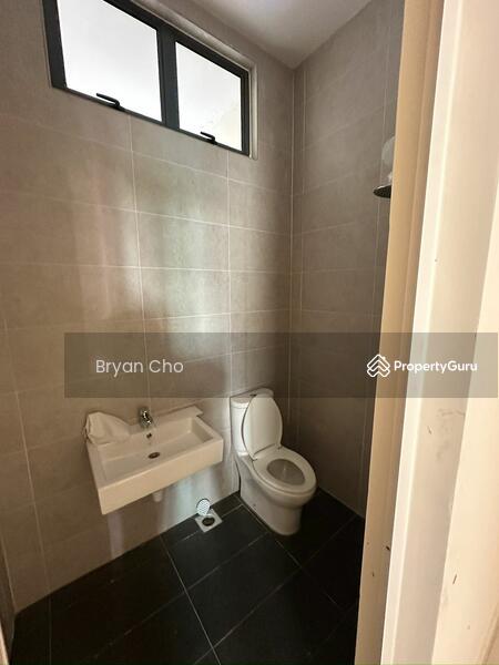 Untuk Dijual - [Below market | Facing Open] 2.5 Storey 20 x 75 Taman Nusaputra timur