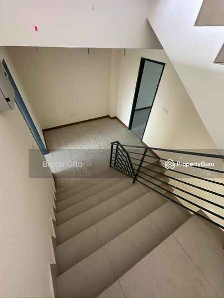 Untuk Dijual - [Below market | Facing Open] 2.5 Storey 20 x 75 Taman Nusaputra timur