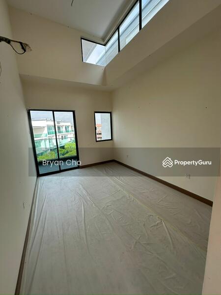 Untuk Dijual - [Below market | Facing Open] 2.5 Storey 20 x 75 Taman Nusaputra timur