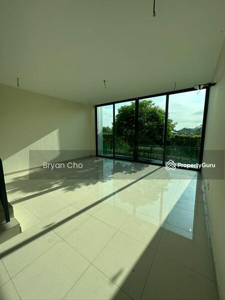 Untuk Dijual - [Below market | Facing Open] 2.5 Storey 20 x 75 Taman Nusaputra timur