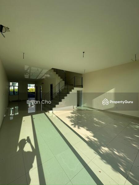 Untuk Dijual - [Below market | Facing Open] 2.5 Storey 20 x 75 Taman Nusaputra timur
