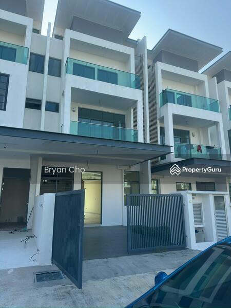 Untuk Dijual - [Below market | Facing Open] 2.5 Storey 20 x 75 Taman Nusaputra timur