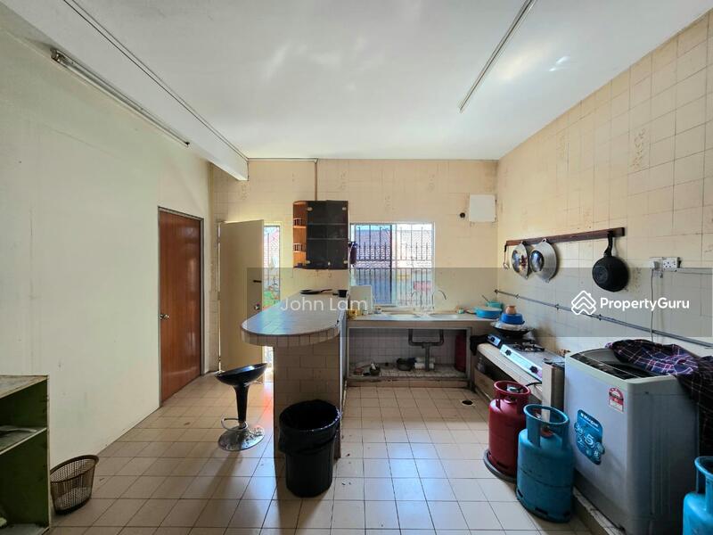 Untuk Dijual - Double Storey Terrace @ Sea Park, Petaling Jaya