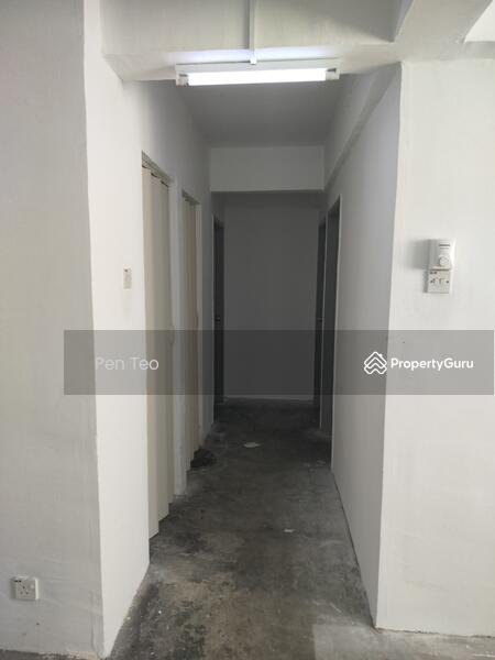 Untuk Disewa - Ara Green