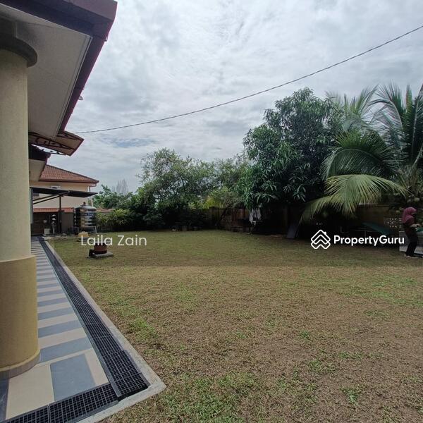 For Sale - Taman Dahlia (Bandar Baru Salak Tinggi)