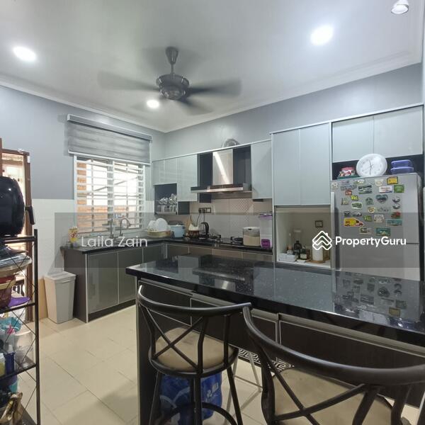 For Sale - Taman Dahlia (Bandar Baru Salak Tinggi)