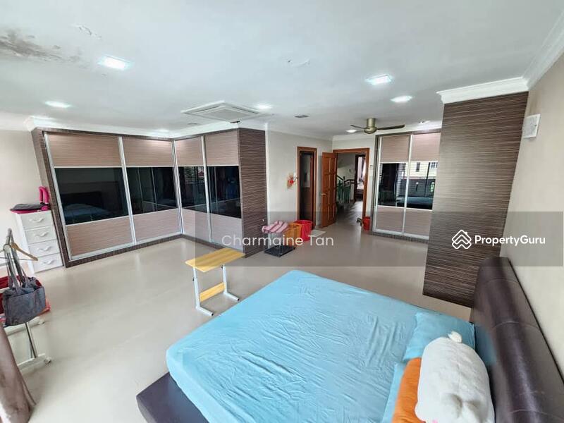 Untuk Dijual - Laman Rimbunan