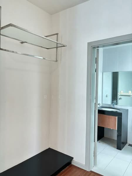 Untuk Disewa - Impiana