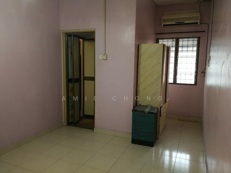 For Sale - Menglembu Taman Sepakat Double Storey Terrace House For Sale